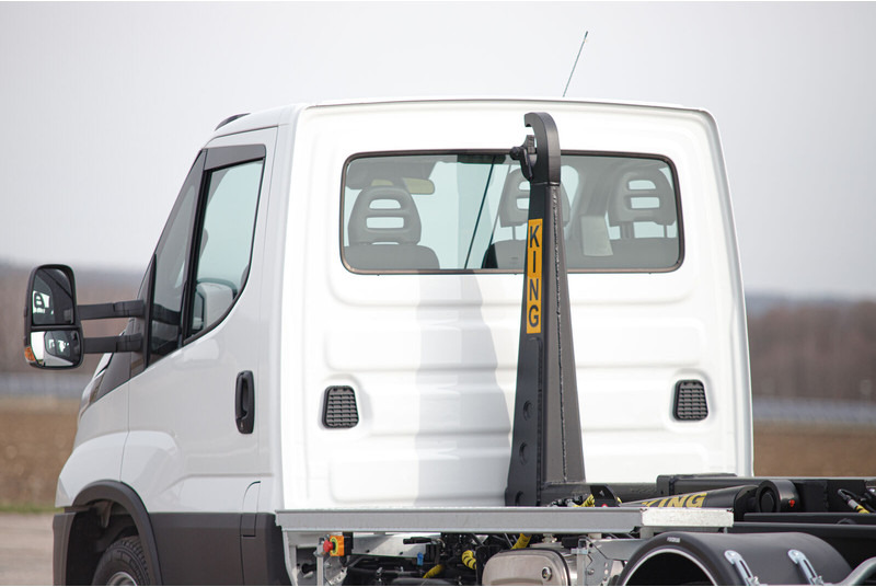 Iveco Daily 70C18 - Camion cu cârlig: Foto 3 Iveco Daily 70C18 - Camion cu cârlig: Foto 3