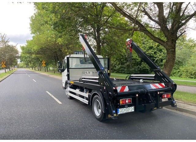 Mitsubishi Fuso 9C18 bramowiec BR6 - Camion container de gunoi: Foto 5 Mitsubishi Fuso 9C18 bramowiec BR6 - Camion container de gunoi: Foto 5