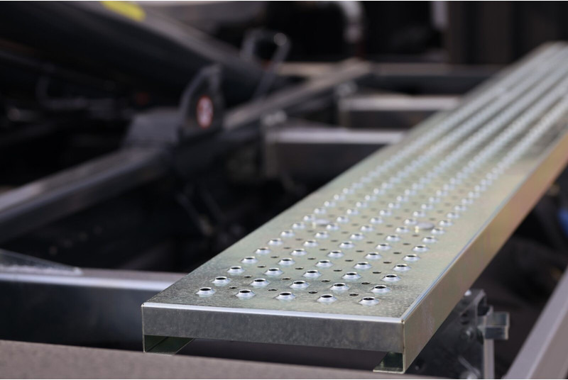 Renault D 18 HIGH P - Camion cu cârlig: Foto 3 Renault D 18 HIGH P - Camion cu cârlig: Foto 3