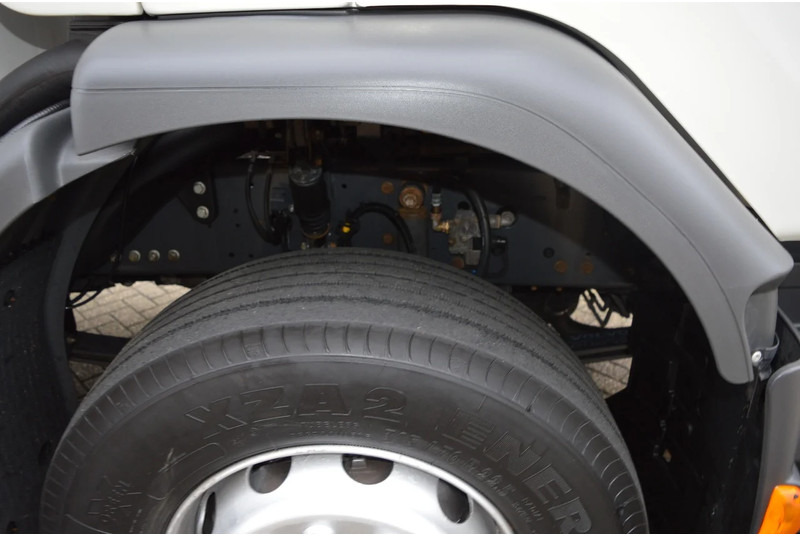 Camion frigider Volvo * EURO5 * CARRIER SUPRA 950MT * 4X2 *: Foto 8