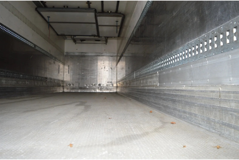 Camion frigider Volvo * EURO5 * CARRIER SUPRA 950MT * 4X2 *: Foto 12