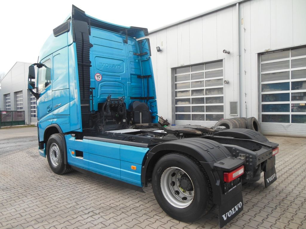 Volvo FH 13/540, GLOBE Volvo FH 13/540, GLOBE - Cap tractor: Foto 4 Volvo FH 13/540, GLOBE Volvo FH 13/540, GLOBE - Cap tractor: Foto 4