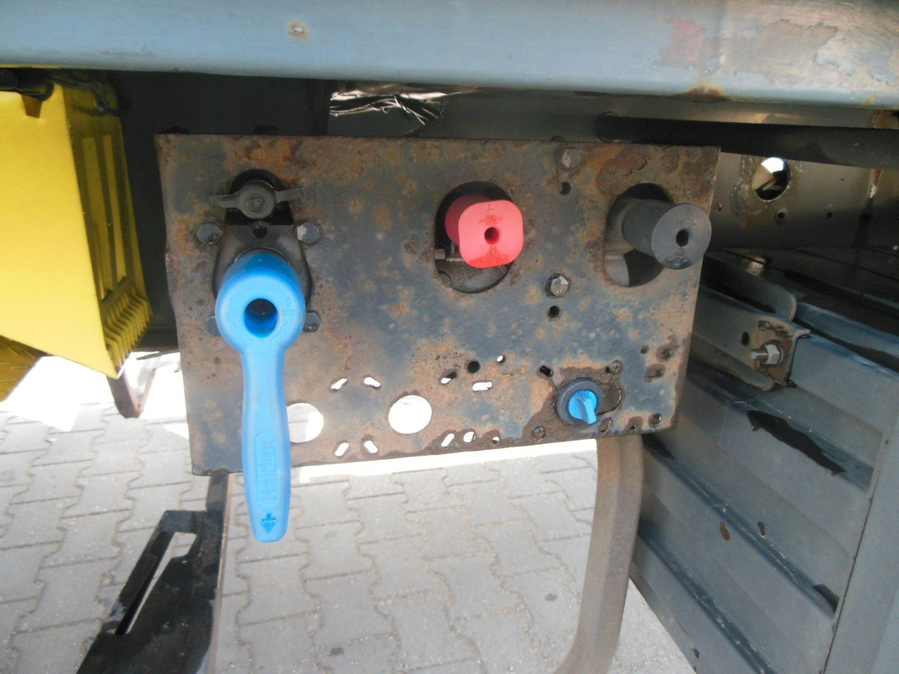 Semiremorcă prelată Krone SD, BPW, HUBDACH, LIFT ACHSE, 3 STÜCKS AM LAGER: Foto 10 Semiremorcă prelată Krone SD, BPW, HUBDACH, LIFT ACHSE, 3 STÜCKS AM LAGER: Foto 10