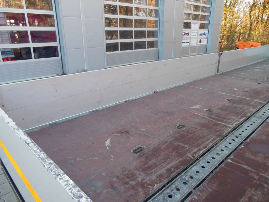 Autoutilitară cu platformă Renault MIDLUM DXI 180.08 Renault MIDLUM DXI 180.08: Foto 12 Autoutilitară cu platformă Renault MIDLUM DXI 180.08 Renault MIDLUM DXI 180.08: Foto 12