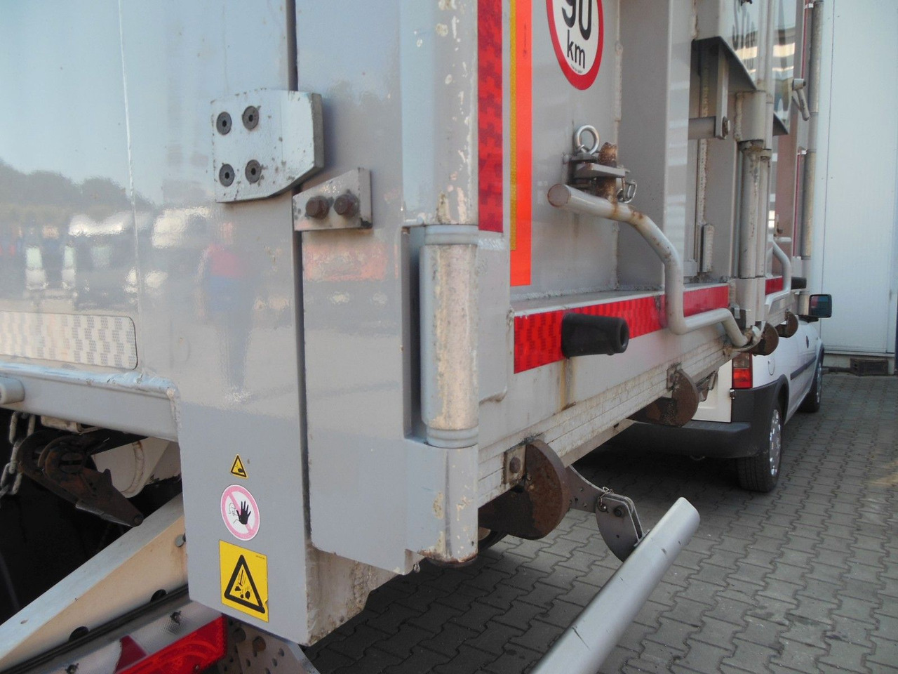 Semiremorcă basculantă Stas S300CX, 49m3, ADR, 9 TONE ACHSEN,WIE NEUE-TOP!!!: Foto 12 Semiremorcă basculantă Stas S300CX, 49m3, ADR, 9 TONE ACHSEN,WIE NEUE-TOP!!!: Foto 12