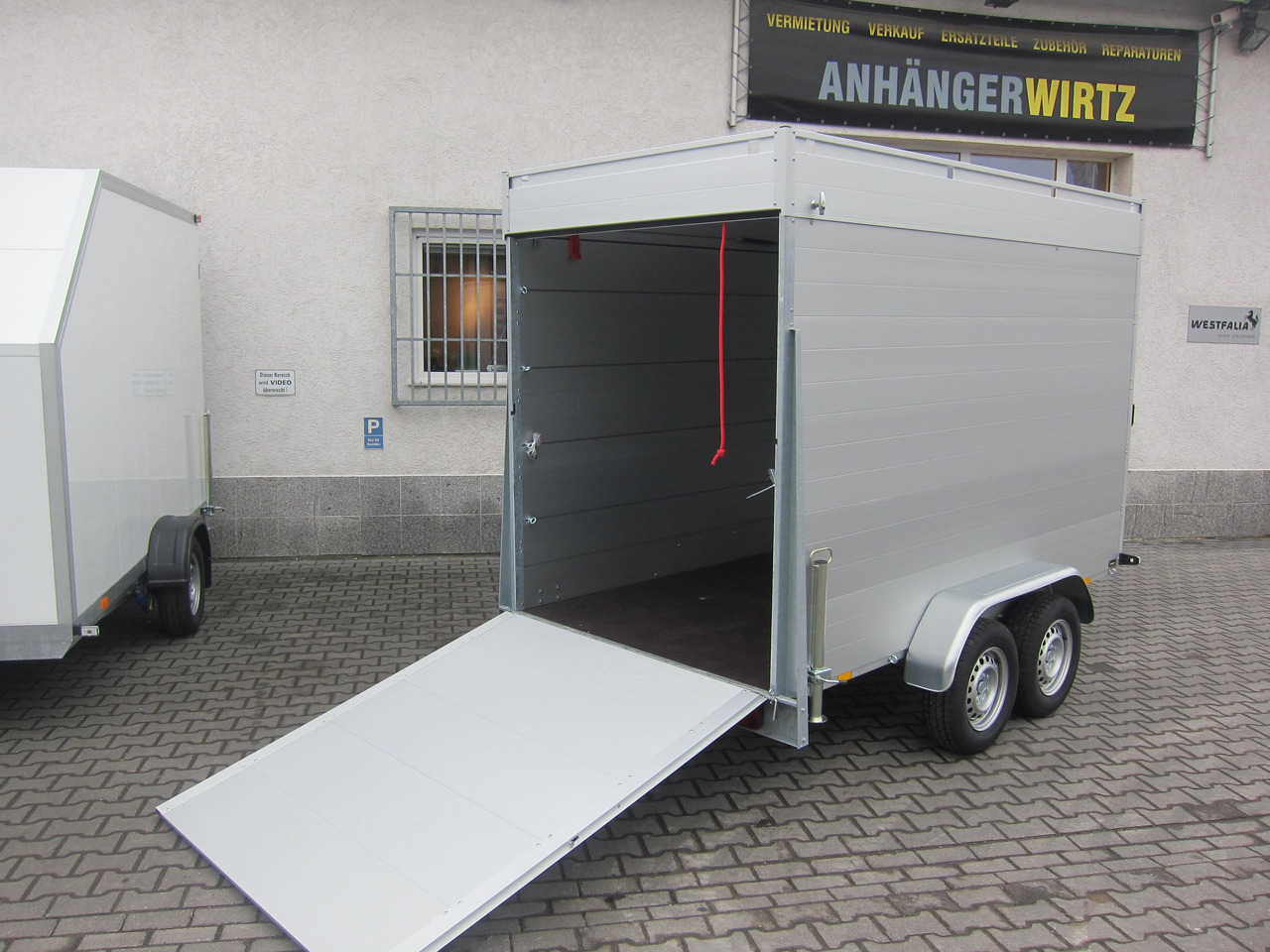 ALUBOXX Deckelanhänger GTT 2500 VT4 301x151x188cm Heckrampe (M) 2500kg order online Aktion - Remorcă furgon: Foto 2 ALUBOXX Deckelanhänger GTT 2500 VT4 301x151x188cm Heckrampe (M) 2500kg order online Aktion - Remorcă furgon: Foto 2