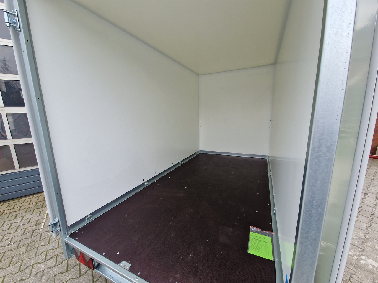 Remorcă furgon Brenderup Cargo Dynamic CD300 TB D 300x155x185cm Hecktüren Wabenwände (M) 2000kg: Foto 15 Remorcă furgon Brenderup Cargo Dynamic CD300 TB D 300x155x185cm Hecktüren Wabenwände (M) 2000kg: Foto 15