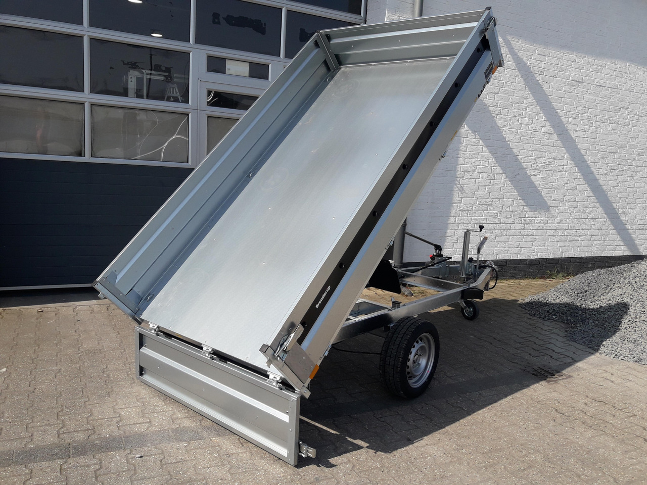 Brenderup Kipper BT 4260 SB 259x143x35cm Stahlwände Stahlboden (S) 1800kg - Remorcă basculantă: Foto 3 Brenderup Kipper BT 4260 SB 259x143x35cm Stahlwände Stahlboden (S) 1800kg - Remorcă basculantă: Foto 3