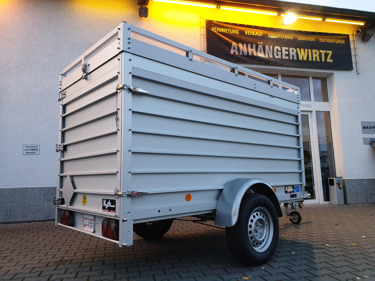 Remorcă furgon PKW Anhänger Koch Aluline 4.13 Deckel Hecktür Aluboden DV 250x125x125cm 1300kg 100 km/H Modell 23: Foto 6 Remorcă furgon PKW Anhänger Koch Aluline 4.13 Deckel Hecktür Aluboden DV 250x125x125cm 1300kg 100 km/H Modell 23: Foto 6