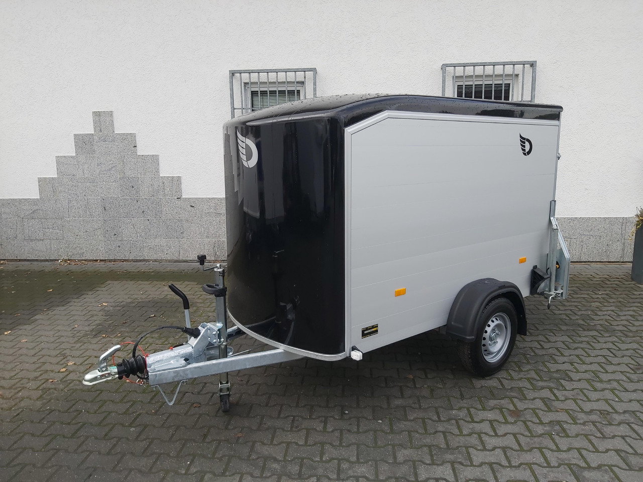 Remorcă furgon Roadster Sport C255 252x125x154cm aero Alu Poly black Seitentür Rampekombi (S) 1300kg Modell 2024: Foto 11