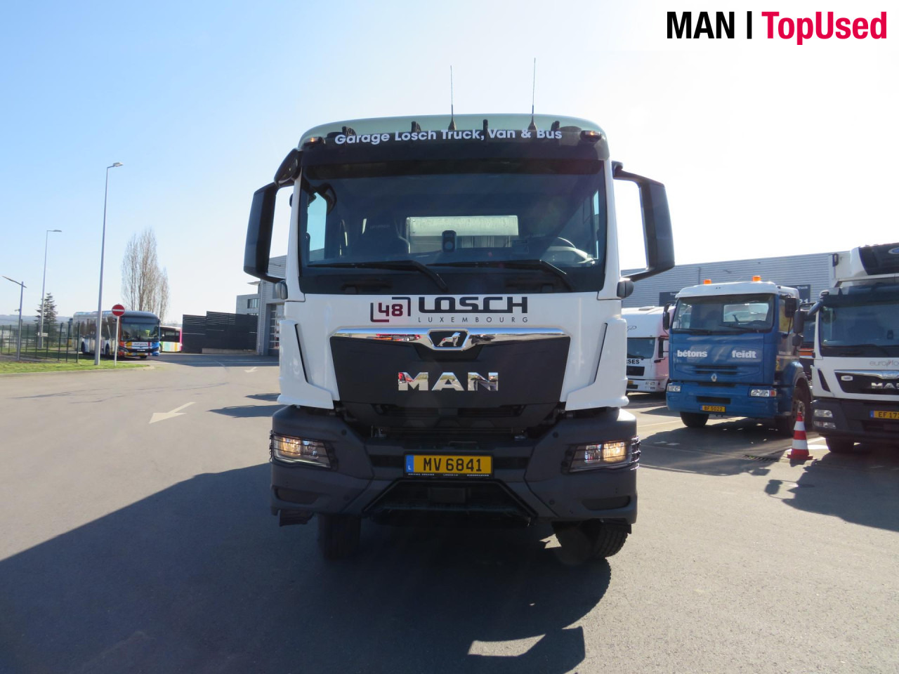 MAN TGS 41.480 8x4 BB CH Schmitz Muldenkipper Retarder - Camion basculantă: Foto 2 MAN TGS 41.480 8x4 BB CH Schmitz Muldenkipper Retarder - Camion basculantă: Foto 2