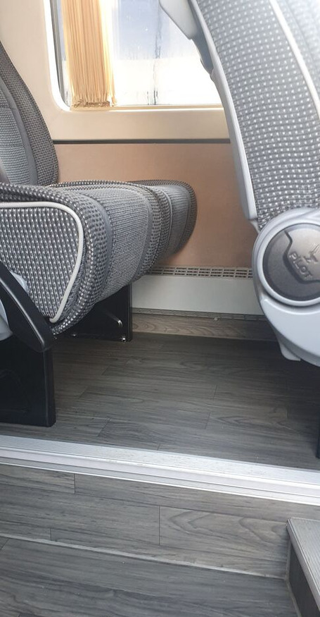 IVECO Daily 50C18 - Microbuz, Transport persoane: Foto 5 IVECO Daily 50C18 - Microbuz, Transport persoane: Foto 5