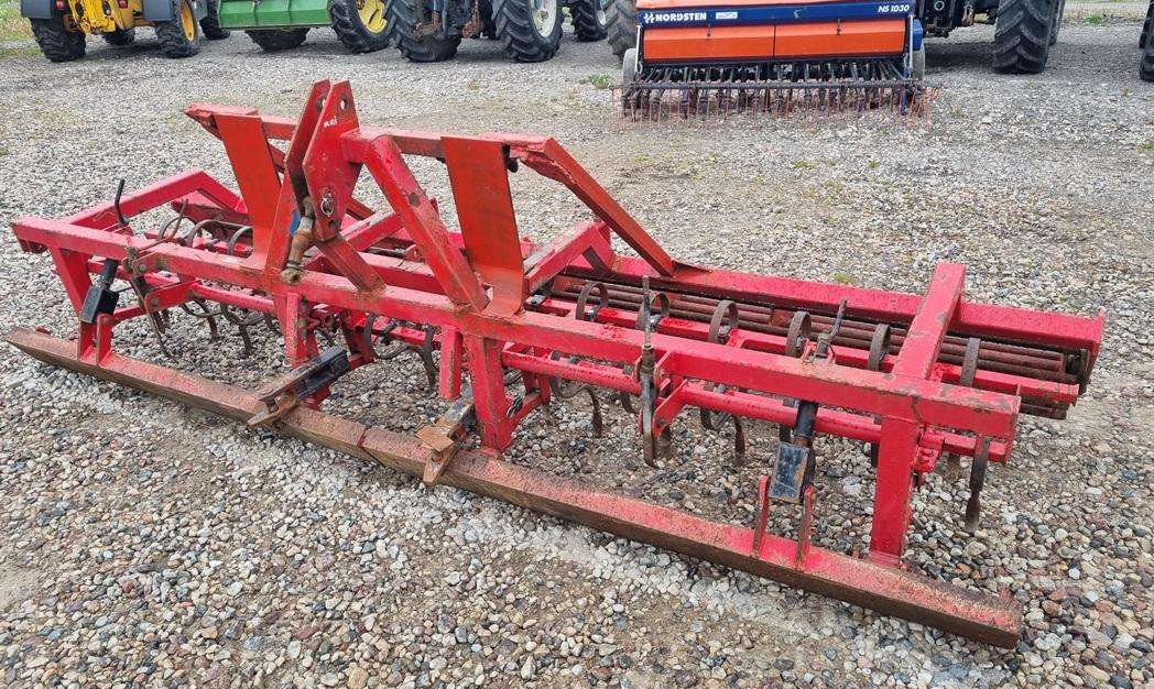 Doublet-record Compact - Maşină pentru prelucrarea solului: Foto 1 Doublet-record Compact - Maşină pentru prelucrarea solului: Foto 1