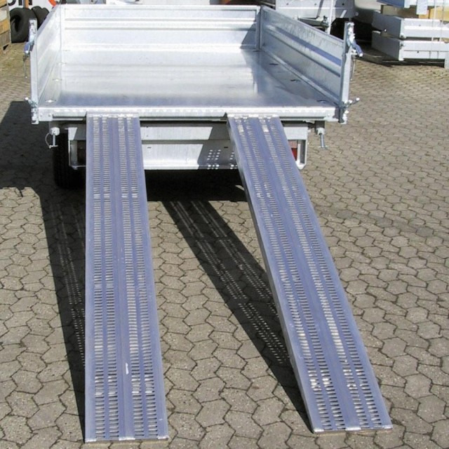 Brenderup 3-Seitenkipper, TT5325ATB2700, 2,7 to. H+E-Pumpe,325x180x35cm - Remorcă basculantă: Foto 4 Brenderup 3-Seitenkipper, TT5325ATB2700, 2,7 to. H+E-Pumpe,325x180x35cm - Remorcă basculantă: Foto 4