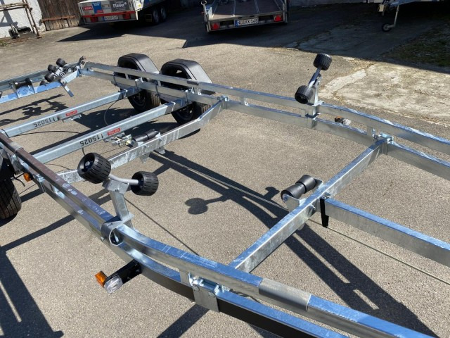 Brenderup Brenderup Premium Bootsanhänger 242500TB SR mit Superrollen, 2,5 to. 7,2m/ 24 Fuß - Peridoc: Foto 5 Brenderup Brenderup Premium Bootsanhänger 242500TB SR mit Superrollen, 2,5 to. 7,2m/ 24 Fuß - Peridoc: Foto 5