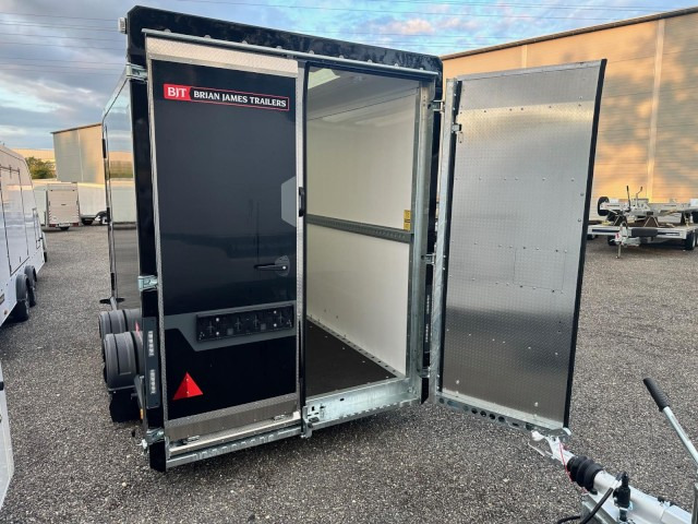 Brian James Box Van 600-3516-27-2-12-B, 3690 x 1580 mm, 2,7 to. - Remorcă furgon: Foto 5 Brian James Box Van 600-3516-27-2-12-B, 3690 x 1580 mm, 2,7 to. - Remorcă furgon: Foto 5