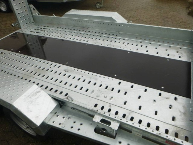 Brian James Cargo Digger Plant 2 Baumaschinenanhänger 543-2813-27-2-13, 2800 x 1300 mm, 2,7 to. - Remorcă transport utilaje: Foto 4 Brian James Cargo Digger Plant 2 Baumaschinenanhänger 543-2813-27-2-13, 2800 x 1300 mm, 2,7 to. - Remorcă transport utilaje: Foto 4