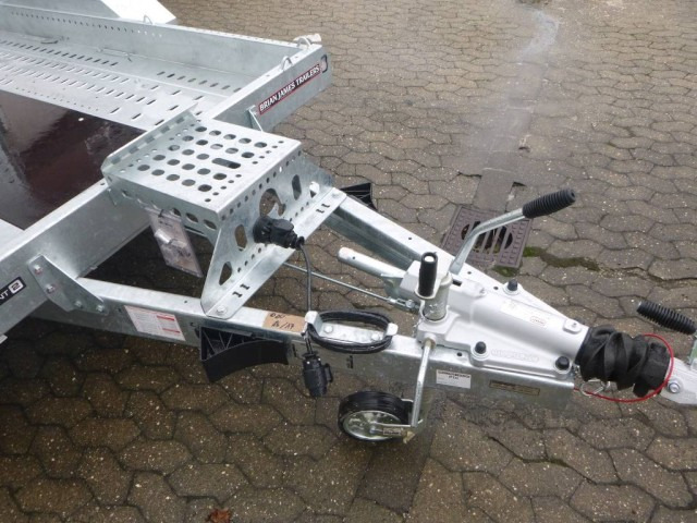 Brian James Cargo Digger Plant 2 Baumaschinenanhänger 543-3717-35-2-12, 3700 x 1700 mm, 3,5 to. - Remorcă transport utilaje: Foto 3 Brian James Cargo Digger Plant 2 Baumaschinenanhänger 543-3717-35-2-12, 3700 x 1700 mm, 3,5 to. - Remorcă transport utilaje: Foto 3