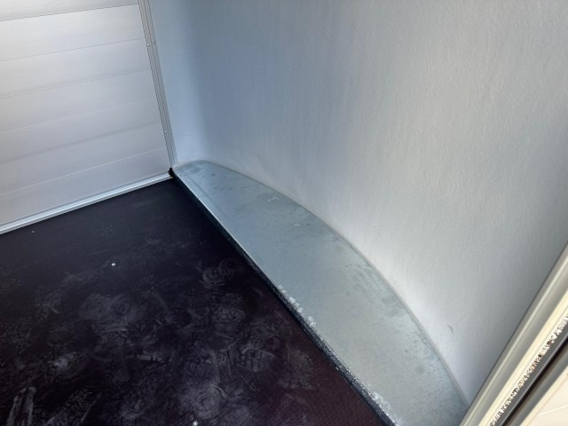 Remorcă furgon nou Cheval Liberte Debon Roadster 300, C300 Alu + Türe 1300 kg, 100 km/h, 300x155x190cm: Foto 6 Remorcă furgon nou Cheval Liberte Debon Roadster 300, C300 Alu + Türe 1300 kg, 100 km/h, 300x155x190cm: Foto 6