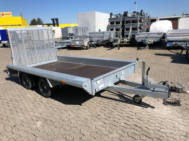 Hapert Indigo LF-2 3600 x 1740 x 200 mm, 3,5 to. Gitterrampe, 100 km/h, Parabelfederung - Remorca auto: Foto 1 Hapert Indigo LF-2 3600 x 1740 x 200 mm, 3,5 to. Gitterrampe, 100 km/h, Parabelfederung - Remorca auto: Foto 1