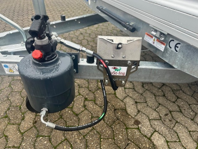 Humbaur HUK 273117 Heckkipper 2,7 t. AkkuFlex 3140 x 1750 x 300 mm - Remorcă basculantă: Foto 2 Humbaur HUK 273117 Heckkipper 2,7 t. AkkuFlex 3140 x 1750 x 300 mm - Remorcă basculantă: Foto 2