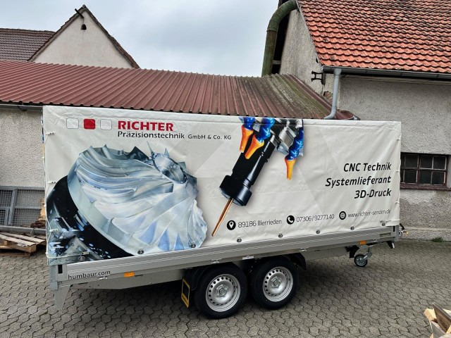 Humbaur Humbaur Plane mit Beschriftung im Digitaldruck - Remorca auto: Foto 3 Humbaur Humbaur Plane mit Beschriftung im Digitaldruck - Remorca auto: Foto 3