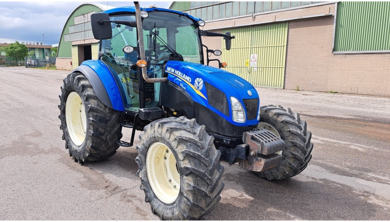 New Holland T 4.105 - Tractor agricol: Foto 1 New Holland T 4.105 - Tractor agricol: Foto 1