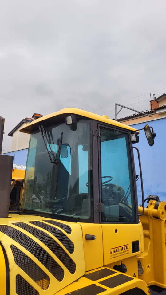 2906698 cabin for Volvo L30, L30B, L32, L32B, L35, L35B, L40, L45B - Cabină pentru Încărcător: Foto 3 2906698 cabin for Volvo L30, L30B, L32, L32B, L35, L35B, L40, L45B - Cabină pentru Încărcător: Foto 3