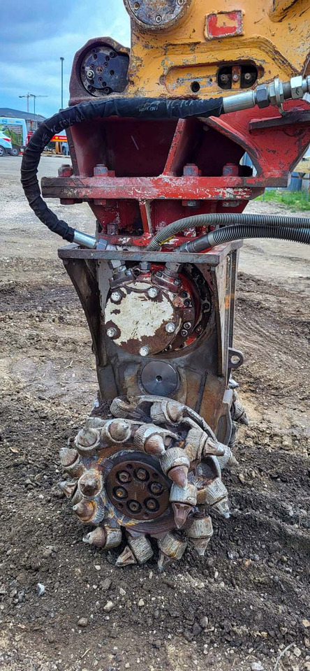 Erkat ER1500 3XL - Ataşament pentru Utilaje constructii: Foto 3 Erkat ER1500 3XL - Ataşament pentru Utilaje constructii: Foto 3