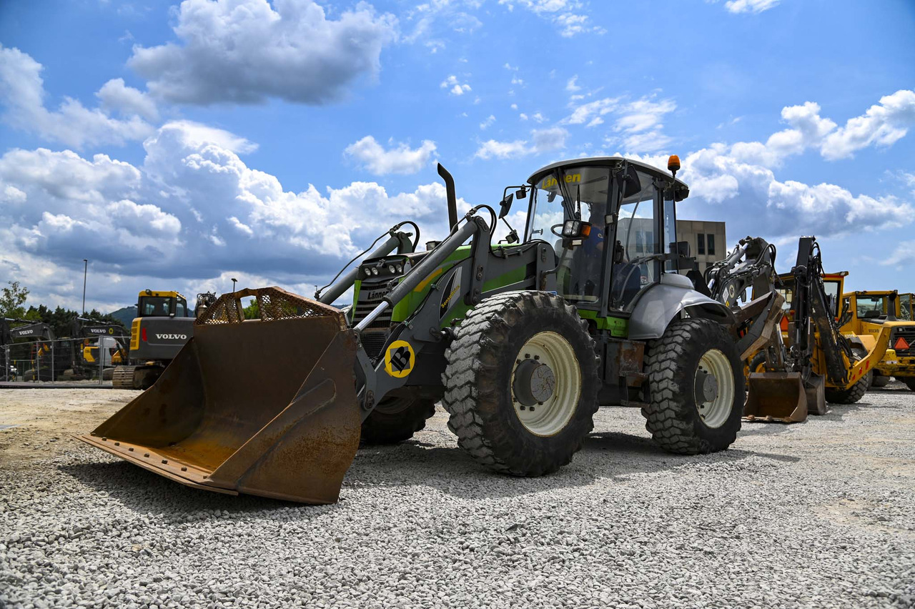 Lännen 8600E - Buldoexcavator: Foto 1 Lännen 8600E - Buldoexcavator: Foto 1