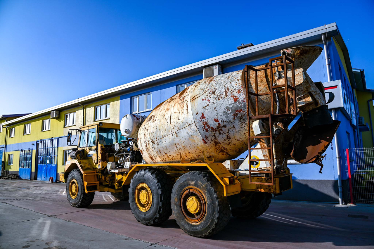 VOLVO A25C 6X6 - Autobetonieră: Foto 4 VOLVO A25C 6X6 - Autobetonieră: Foto 4