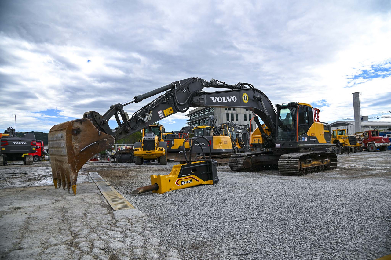 VOLVO EC220EL - Excavator pe şenile: Foto 1 VOLVO EC220EL - Excavator pe şenile: Foto 1