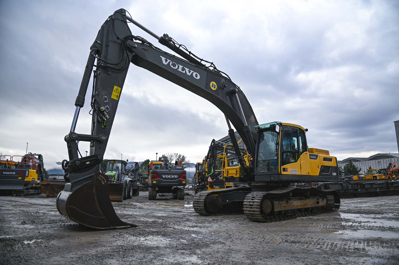 VOLVO EC300DNL - Excavator pe şenile: Foto 1 VOLVO EC300DNL - Excavator pe şenile: Foto 1