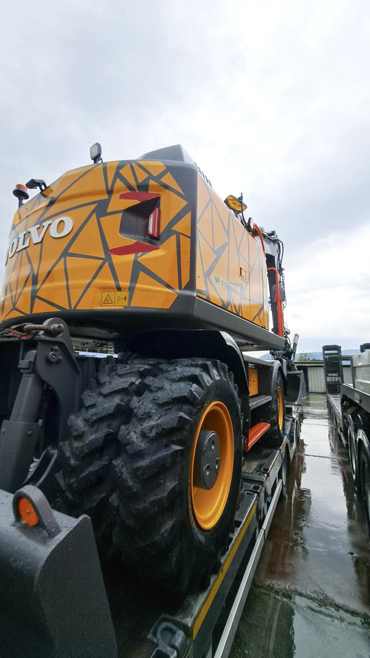 VOLVO EWR150E - Excavator pe roţi: Foto 5 VOLVO EWR150E - Excavator pe roţi: Foto 5