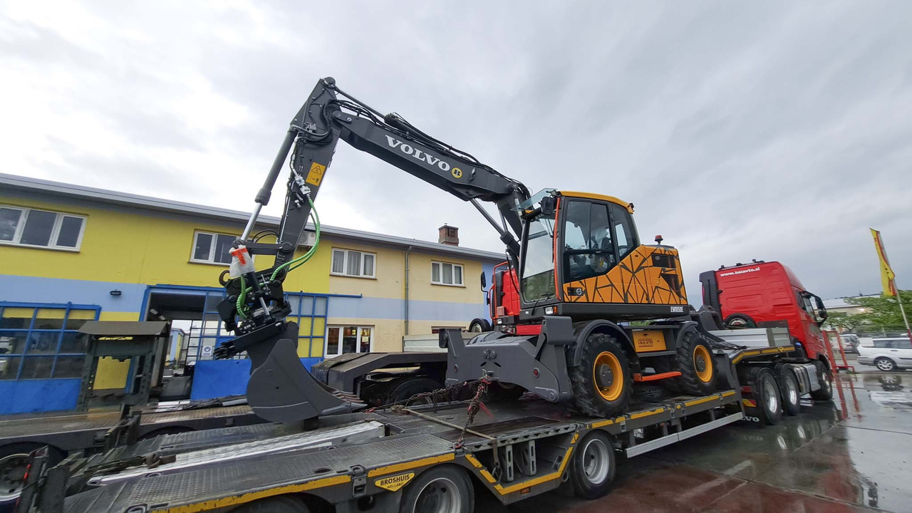 VOLVO EWR150E - Excavator pe roţi: Foto 1 VOLVO EWR150E - Excavator pe roţi: Foto 1