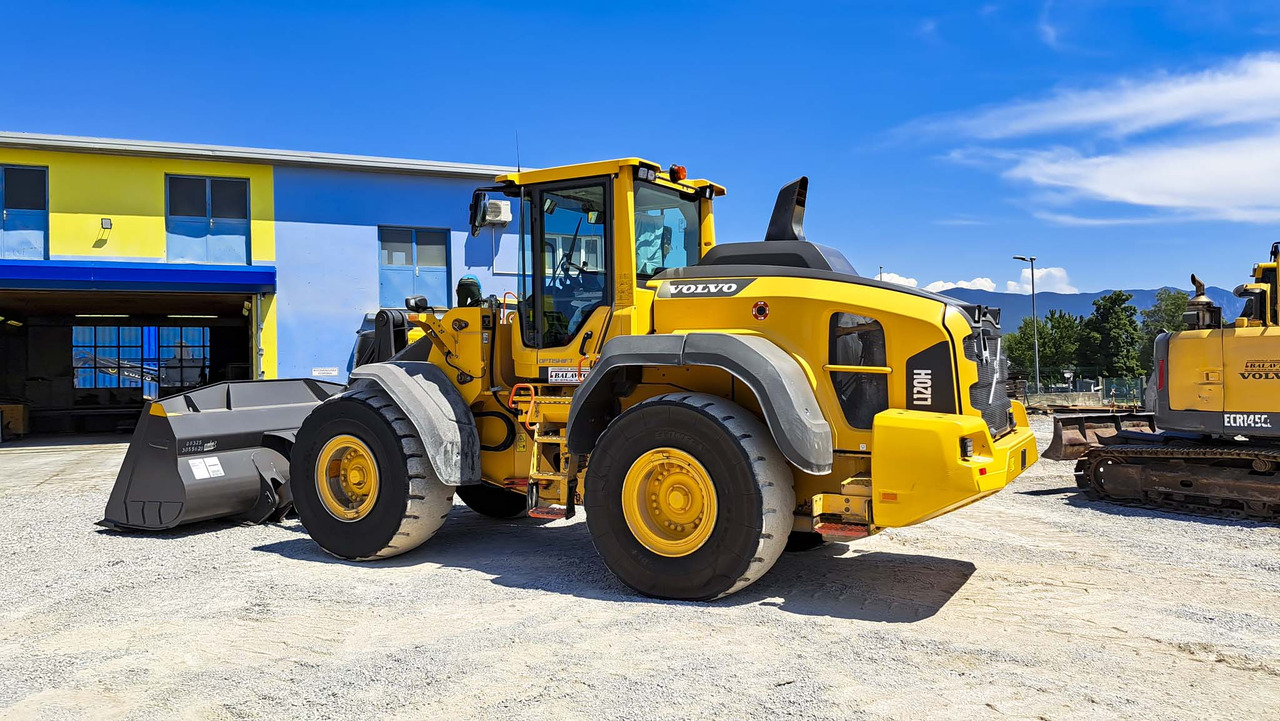 VOLVO L120H - Încărcător frontal pe pneuri: Foto 4 VOLVO L120H - Încărcător frontal pe pneuri: Foto 4