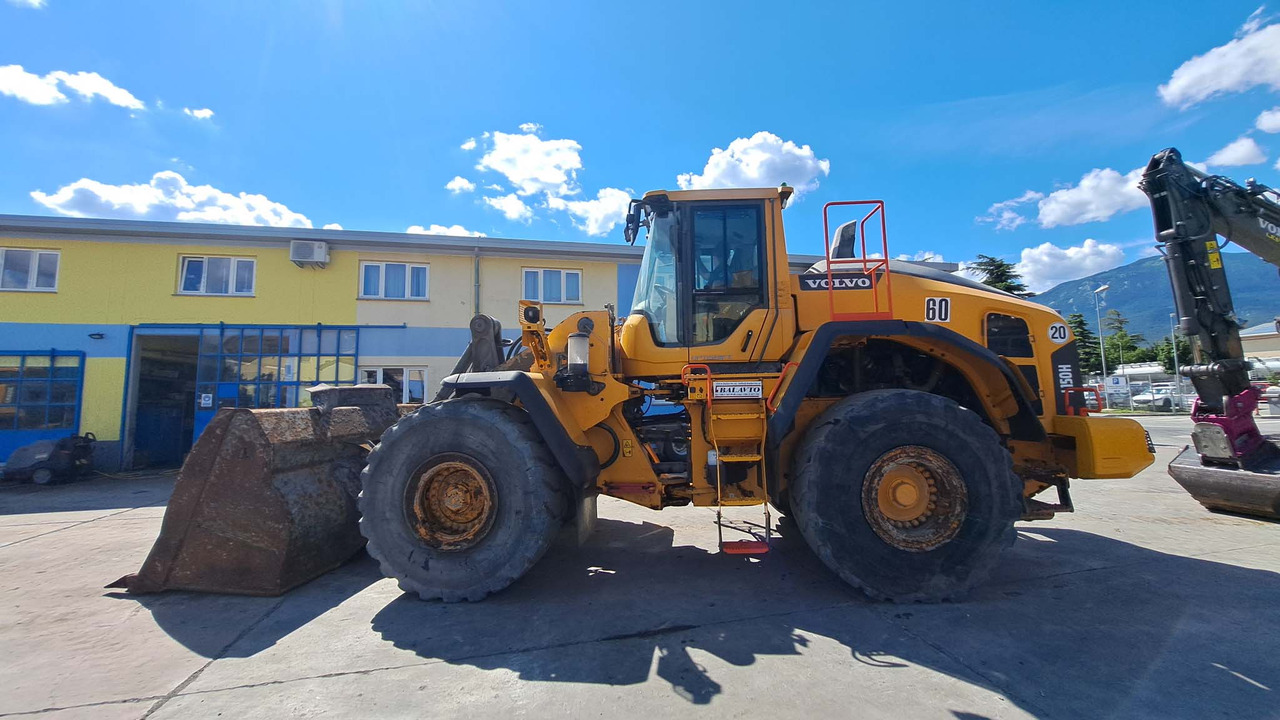 VOLVO L150H - Încărcător frontal pe pneuri: Foto 1 VOLVO L150H - Încărcător frontal pe pneuri: Foto 1