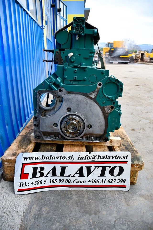 Volvo D7E Long block 11410957 Volvo L120E, L120F, L110E, L110F - Motor pentru Încărcător frontal pe pneuri: Foto 5 Volvo D7E Long block 11410957 Volvo L120E, L120F, L110E, L110F - Motor pentru Încărcător frontal pe pneuri: Foto 5
