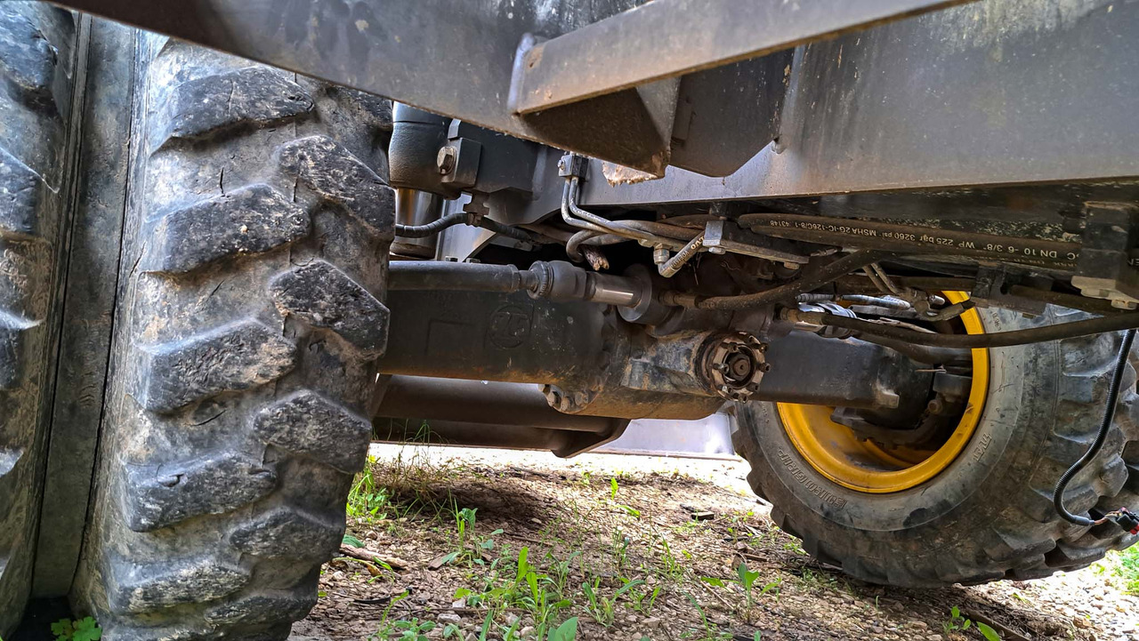 Volvo front axle 14693936 for Volvo EWR150E, EW180E, EWR170E, EW200E MH, EW160E - Axă față pentru Excavator: Foto 2 Volvo front axle 14693936 for Volvo EWR150E, EW180E, EWR170E, EW200E MH, EW160E - Axă față pentru Excavator: Foto 2