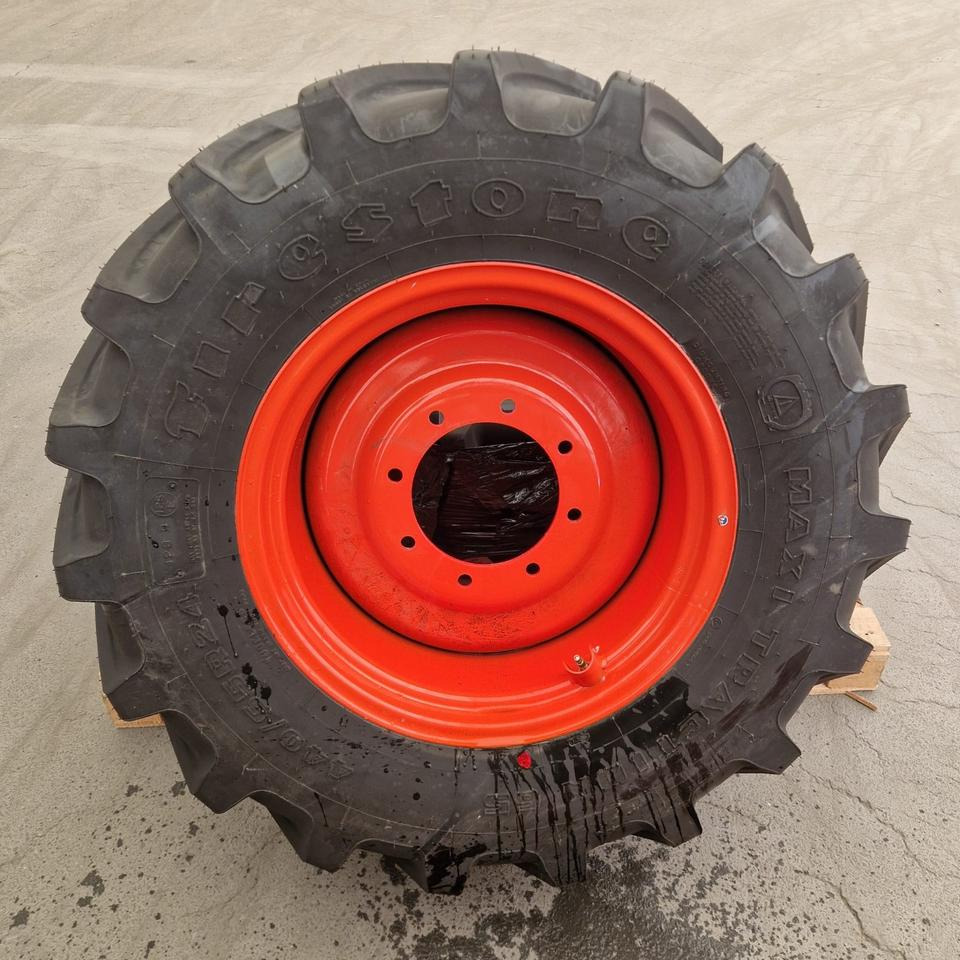 Reifen Räder Firestone 440/65R24 Maxi Traktion 65 128D 125E neu - Anvelope și jante: Foto 1 Reifen Räder Firestone 440/65R24 Maxi Traktion 65 128D 125E neu - Anvelope și jante: Foto 1