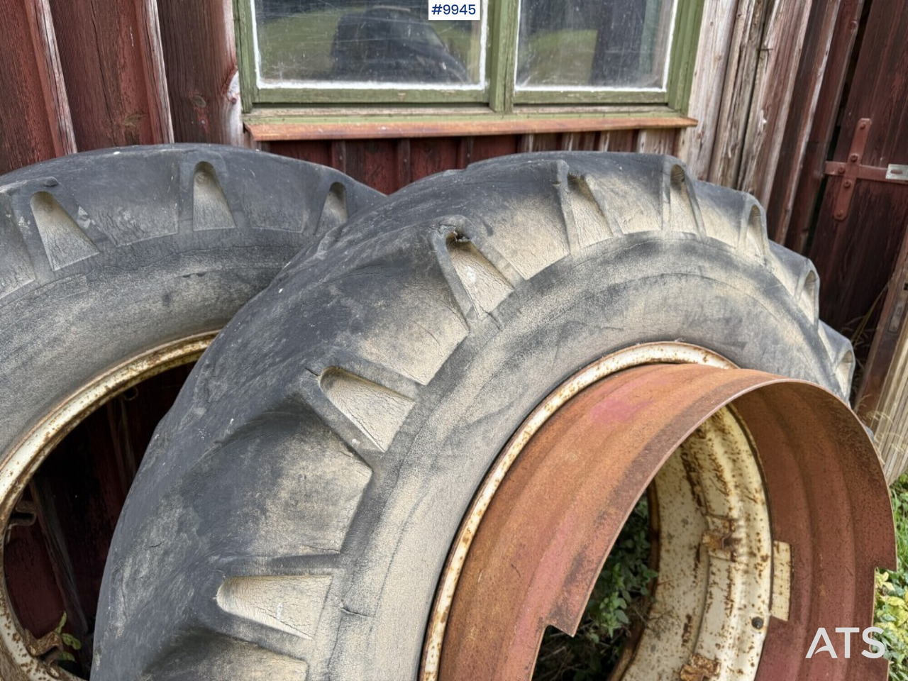 2 tractor tires with rims and rings - Roată completă pentru Tractor agricol: Foto 3 2 tractor tires with rims and rings - Roată completă pentru Tractor agricol: Foto 3