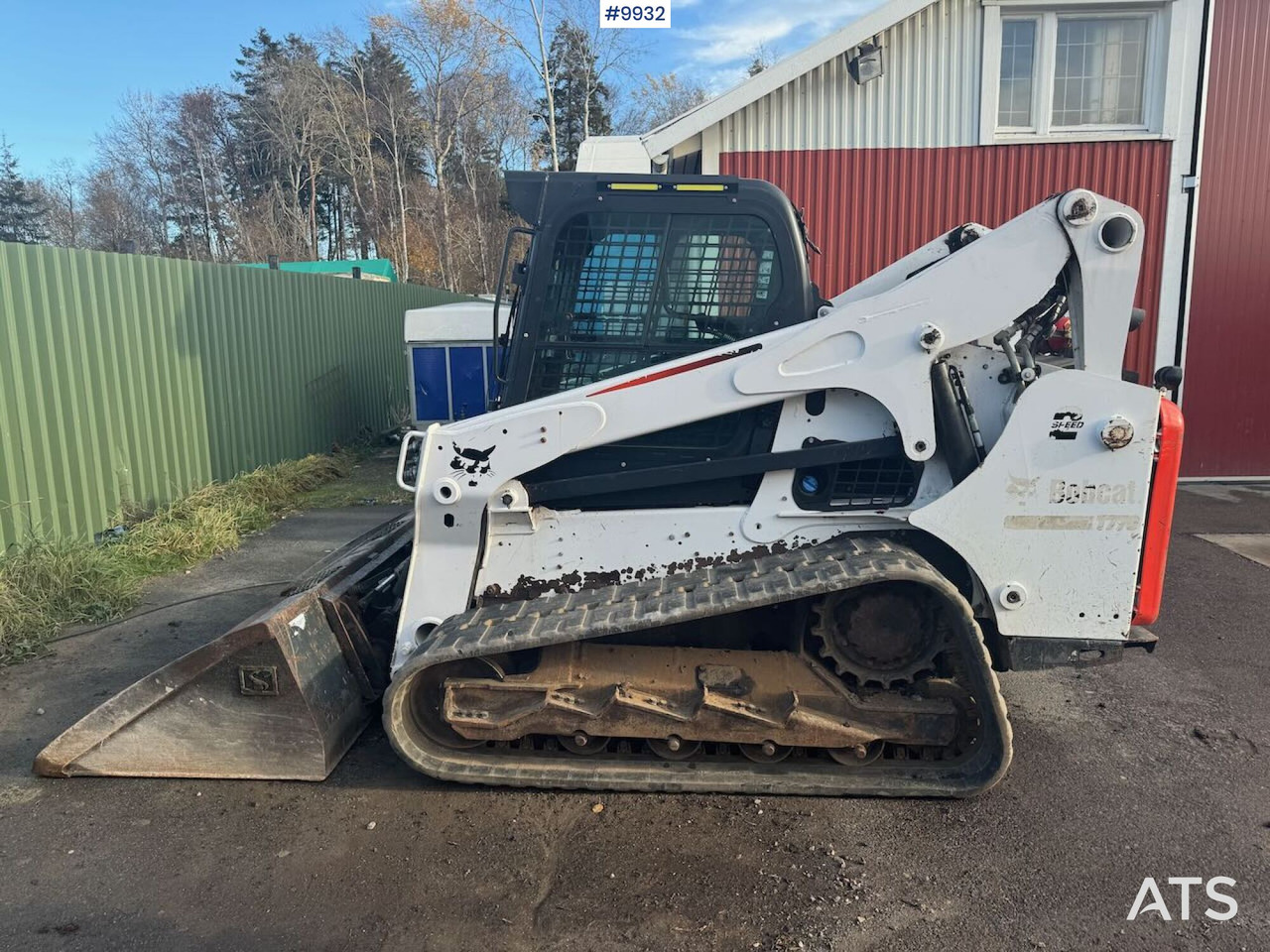 Bobcat T770 Compact loader (VIDEO) - Mini încărcător pe şenile: Foto 5 Bobcat T770 Compact loader (VIDEO) - Mini încărcător pe şenile: Foto 5