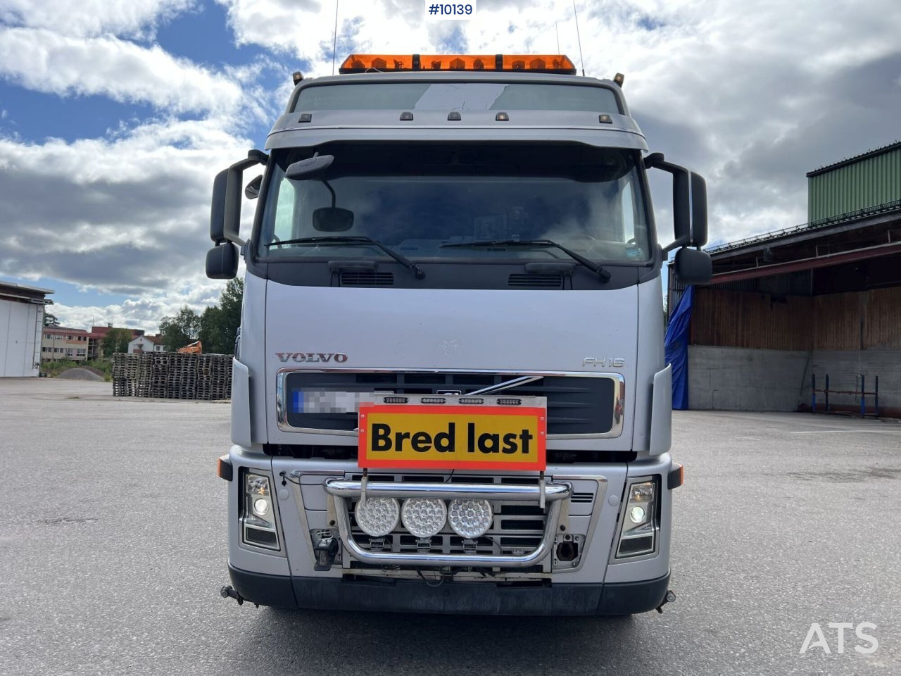 Volvo FH16 5-axle tractor unit 10x4 - Cap tractor: Foto 3 Volvo FH16 5-axle tractor unit 10x4 - Cap tractor: Foto 3