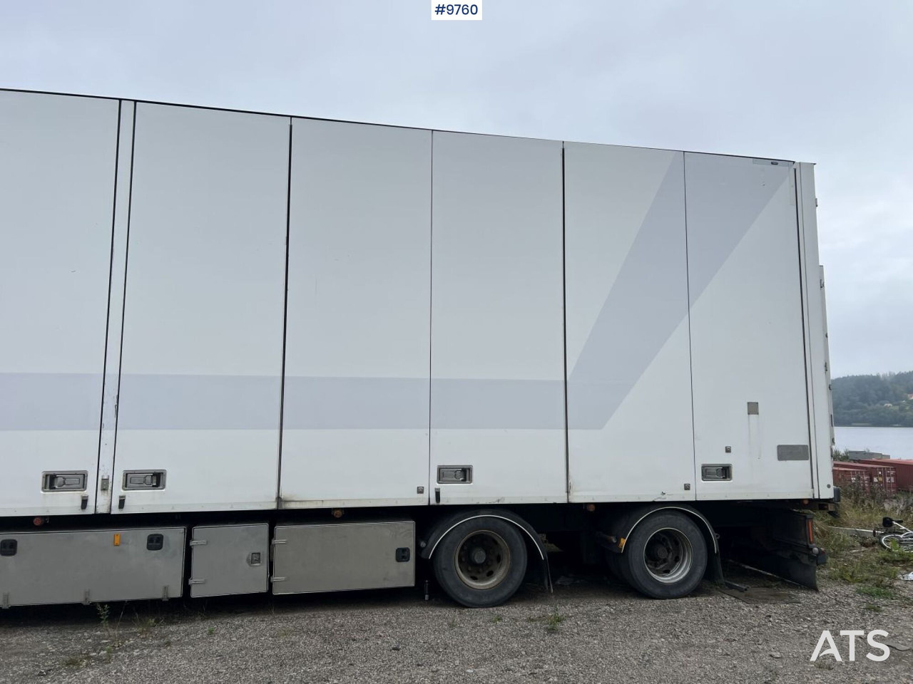 EKERI S8-N Refrigerated/Freezer Trailer - Remorcă frigider: Foto 5 EKERI S8-N Refrigerated/Freezer Trailer - Remorcă frigider: Foto 5