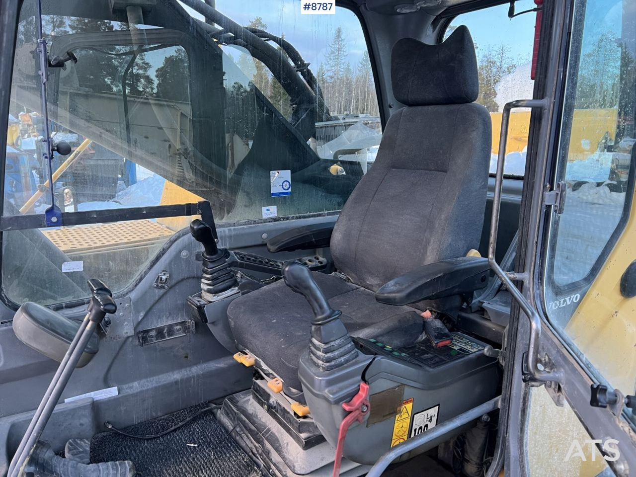 Excavator Volvo EC460 BLC - Excavator pe şenile: Foto 5 Excavator Volvo EC460 BLC - Excavator pe şenile: Foto 5