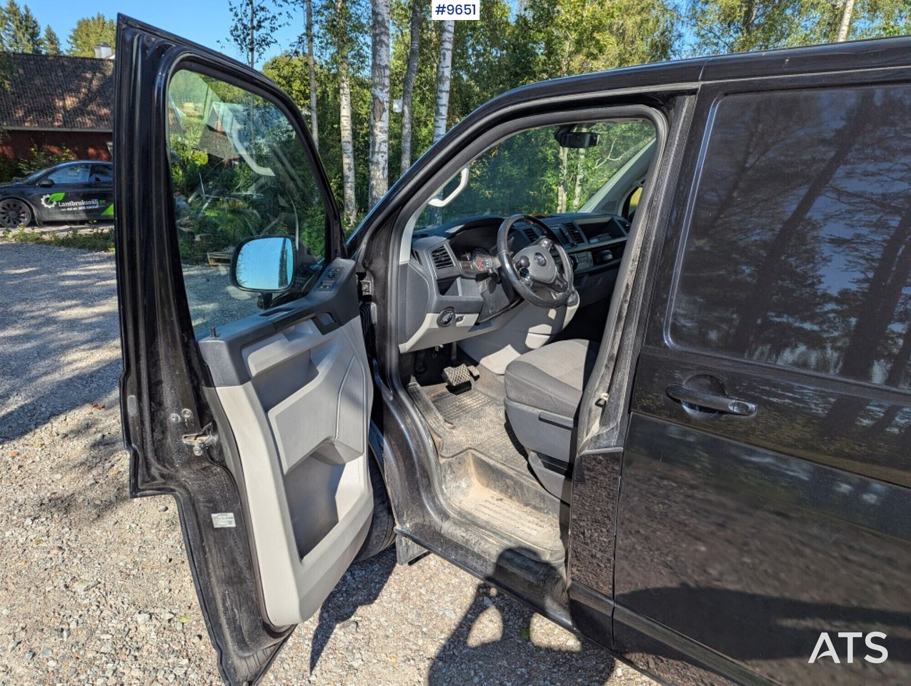 VW Transporter workshop fittings, double sliding doors - Maşina comunala: Foto 3 VW Transporter workshop fittings, double sliding doors - Maşina comunala: Foto 3