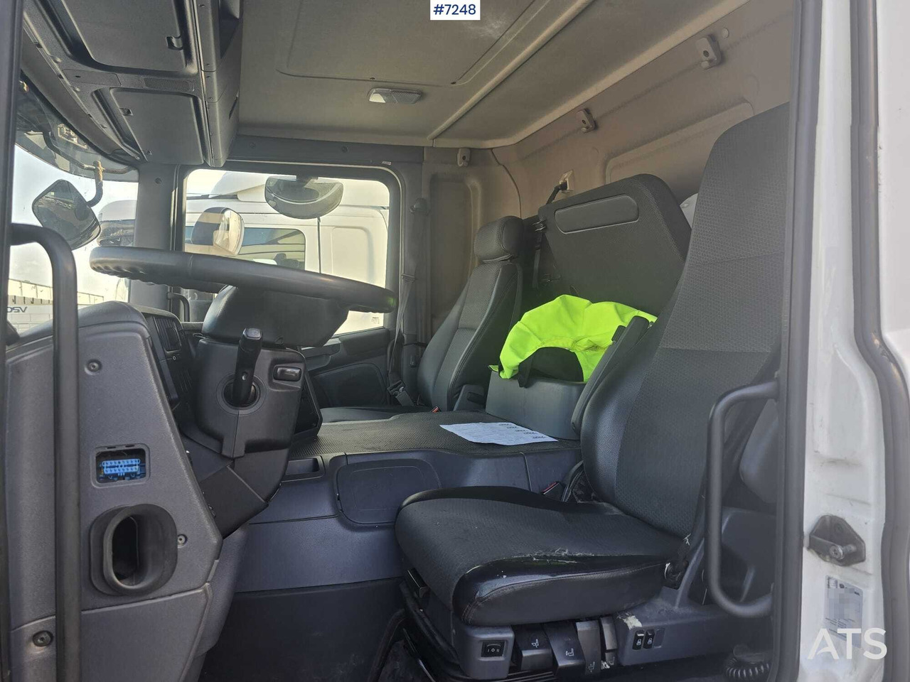 Camion furgon Scania P320 Box truck with tail lift: Foto 6 Camion furgon Scania P320 Box truck with tail lift: Foto 6