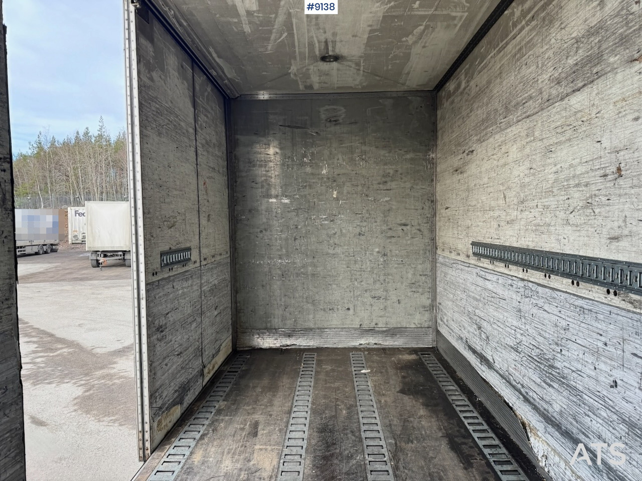 Scania R480/470 6x2 Box Truck with full side opening (VIDEO) - Camion furgon: Foto 5 Scania R480/470 6x2 Box Truck with full side opening (VIDEO) - Camion furgon: Foto 5