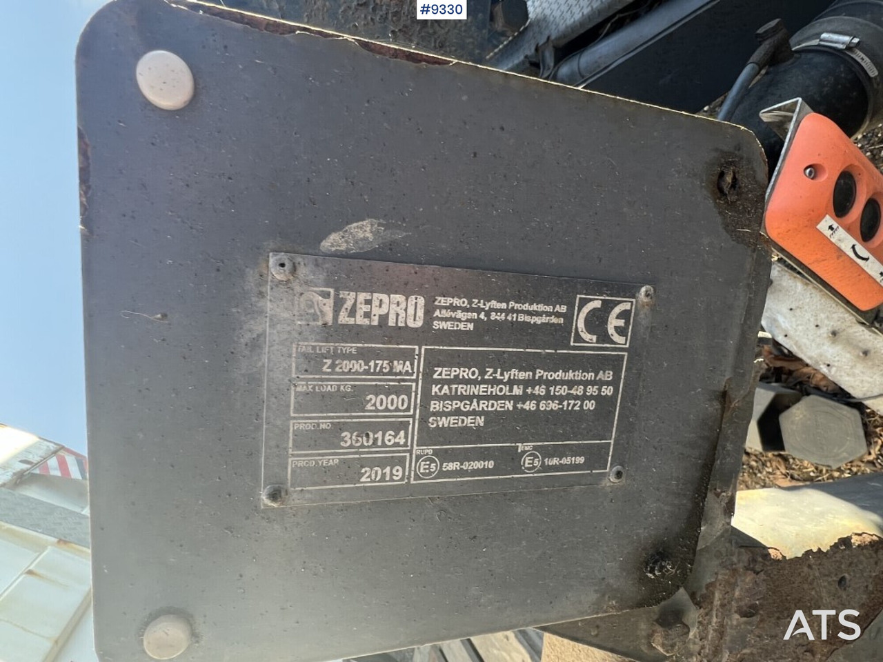 Tail lift Zepro Z2000-175MA - Oblon hidraulic: Foto 3 Tail lift Zepro Z2000-175MA - Oblon hidraulic: Foto 3