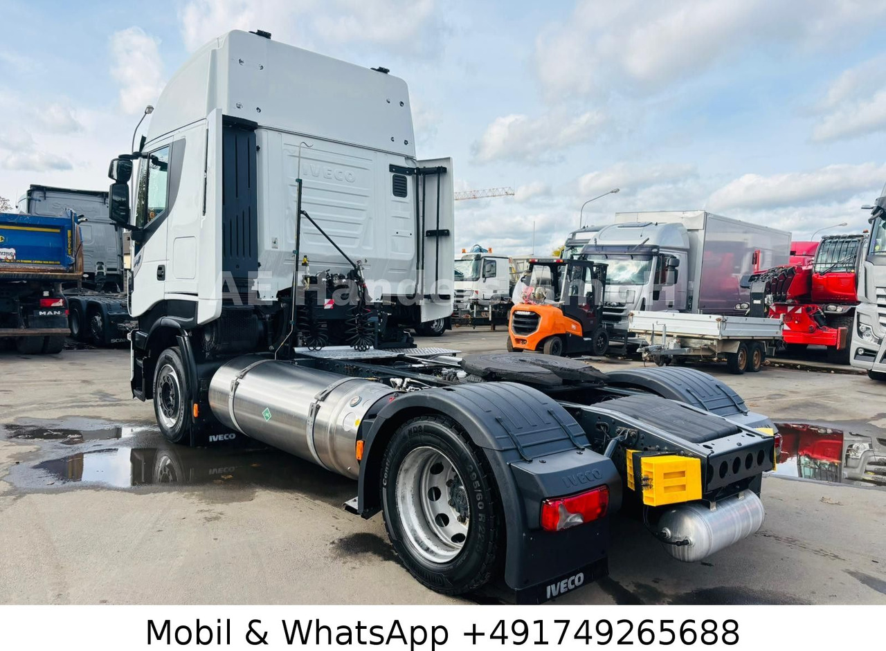 Iveco Stralis 460 LNG HIWay BL*Retarder/ACC/Standklima - Cap tractor: Foto 3 Iveco Stralis 460 LNG HIWay BL*Retarder/ACC/Standklima - Cap tractor: Foto 3